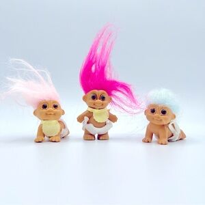 Russ Troll Doll! 2” Pink Hair Brown Eyes Toddler Baby Trolls Desk Tchotchke